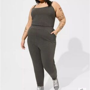 Torrid Ponte Sleeveless Jumpsuit Size 4